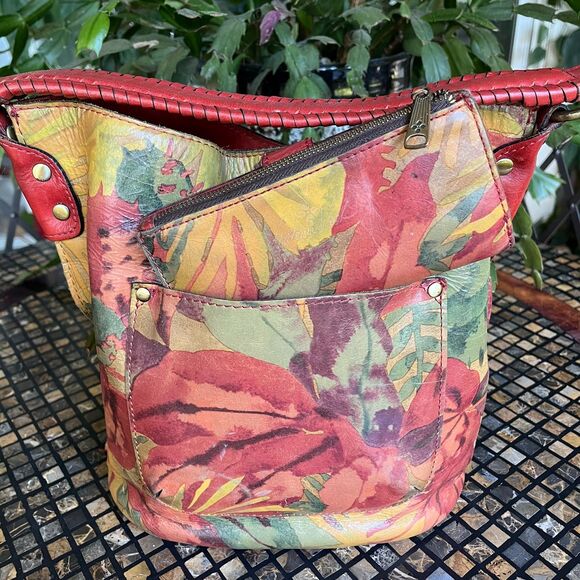 Patricia Nash Leather Otavia Spring Floral Bucket Bag & Matching Wallet - Picture 8 of 14